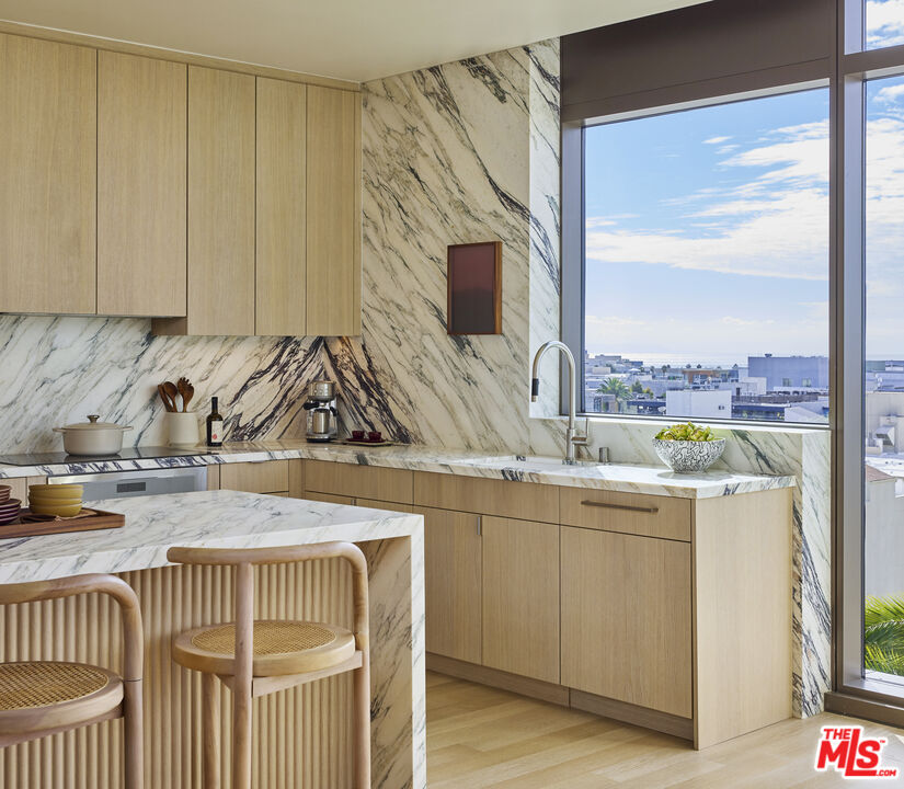 700 Broadway Unit: PH 722