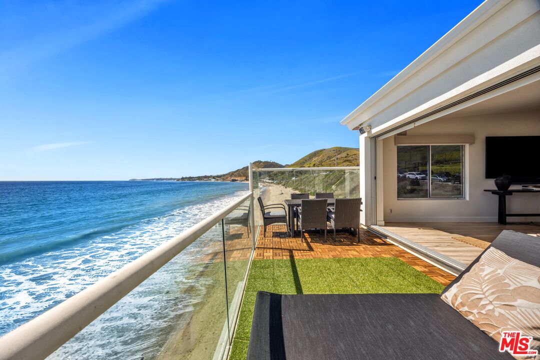 25444 Malibu Rd