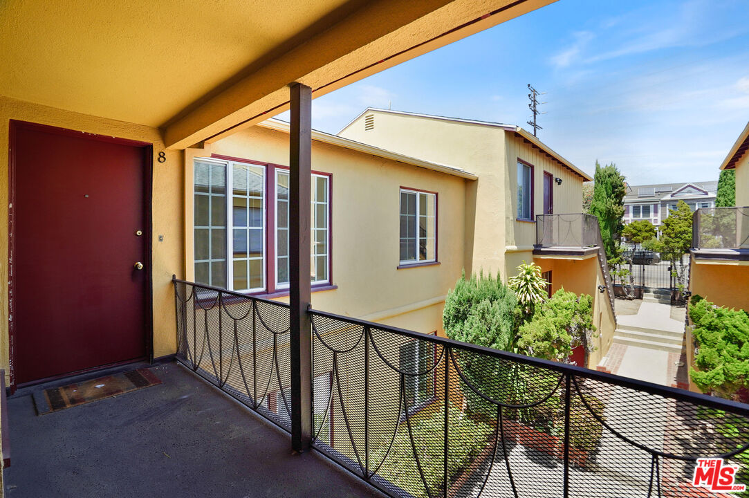 3559 Sawtelle Blvd Unit: 8