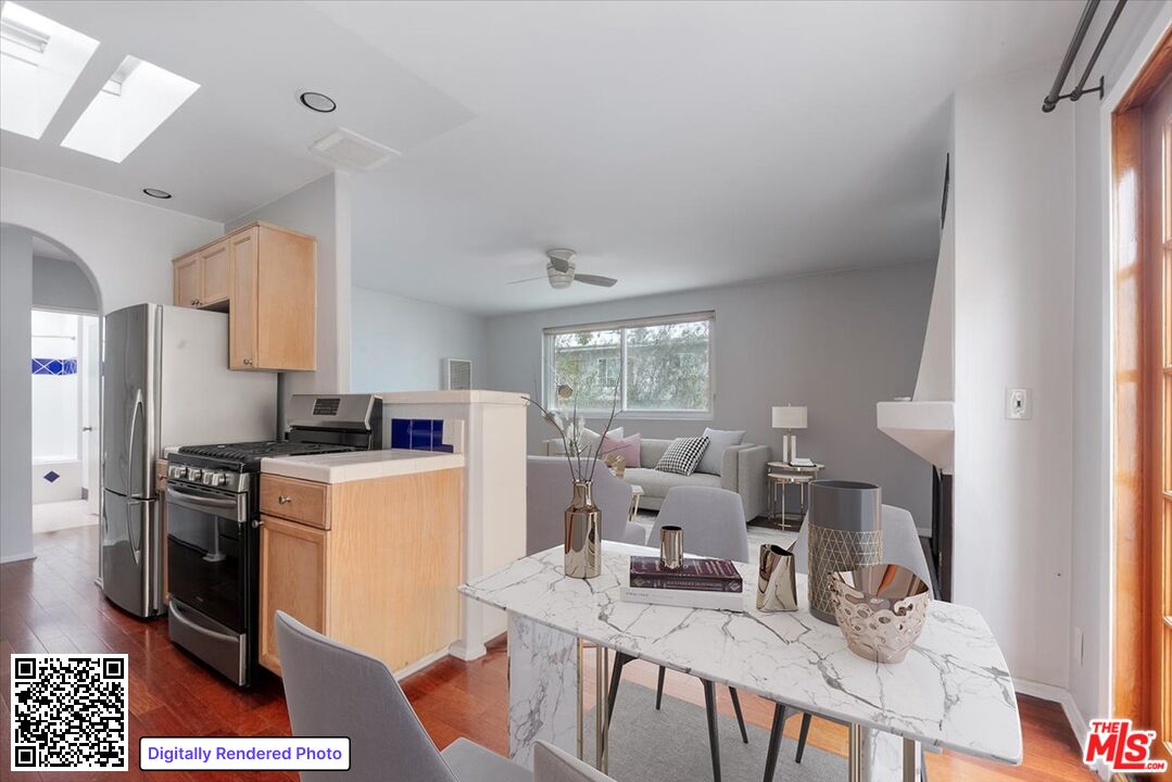 828 5th St Unit: 10