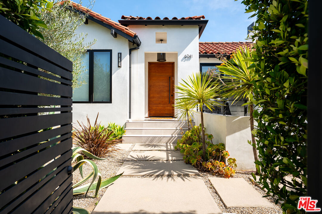 6241 Drexel Ave