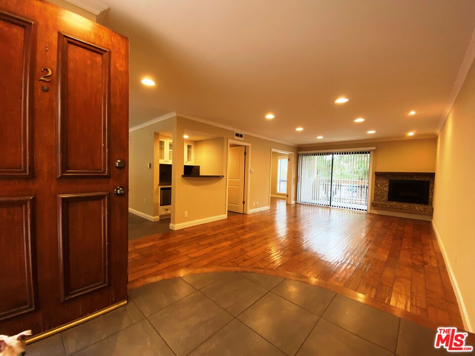12321 Ocean Park Blvd Unit: 2