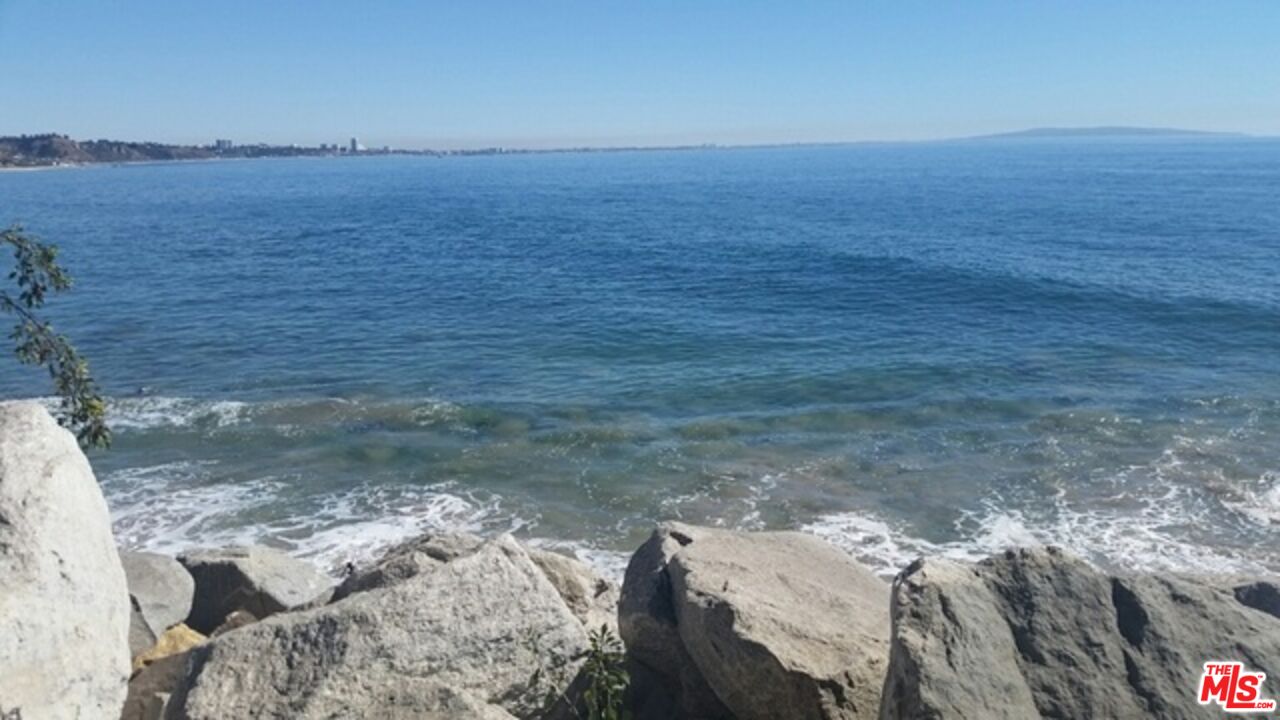 18429 Pacific Coast Hwy