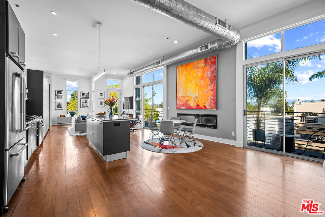 13320 Beach Ave Unit: 304
