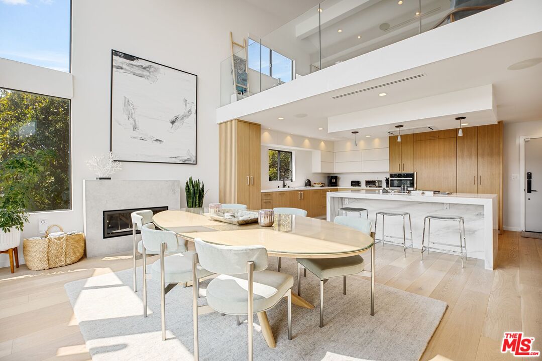 302 Ashland Ave Unit: 301