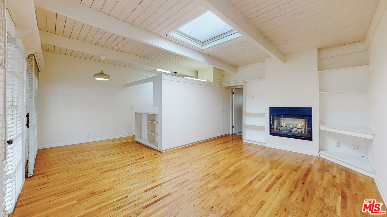 1123 10th St Unit: E