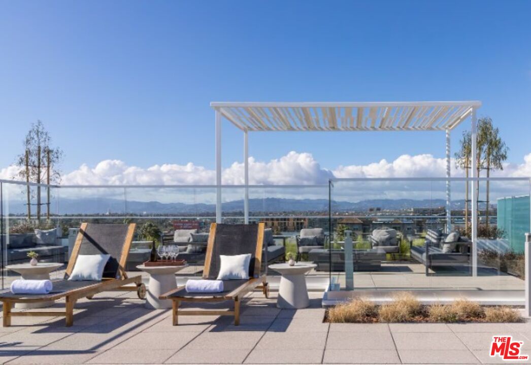 Photo of 4210 Del Rey Ave, Marina Del Rey, CA 90292