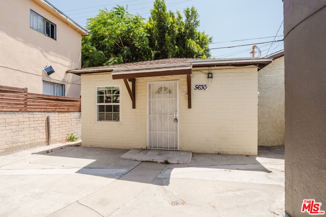 5630 Craner Ave