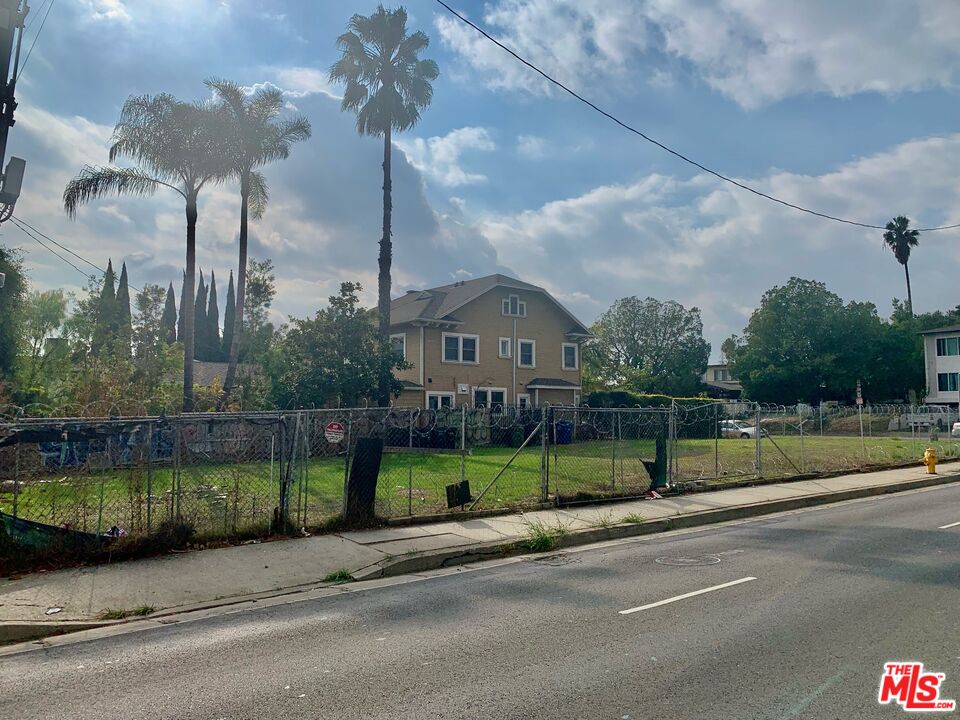Property photo 3