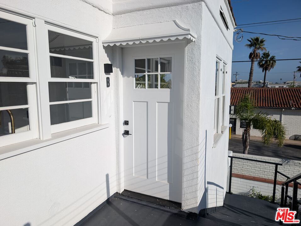 1147 24th St Unit: B