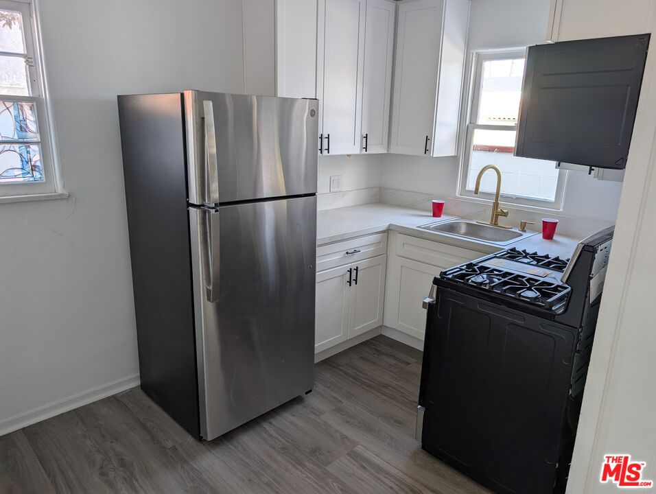 1147 24th St Unit: C