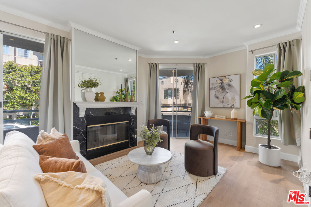 3603 Dunn Dr Unit: 102