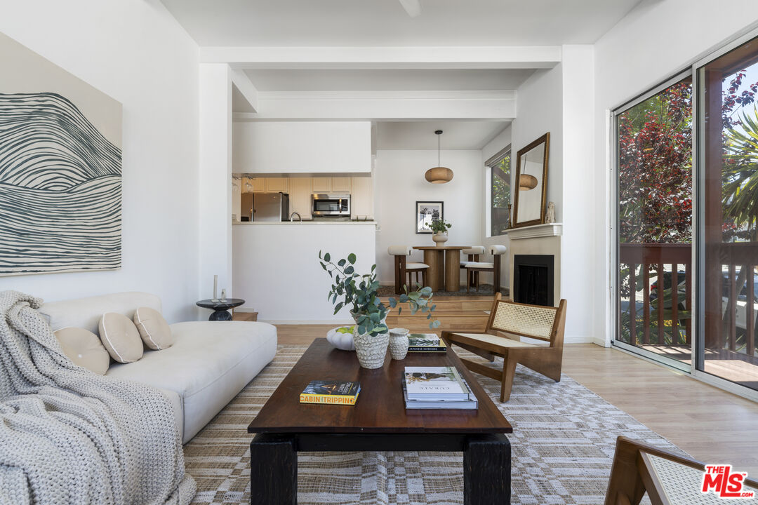 Photo of 100 S Venice Blvd, Venice, CA 90291