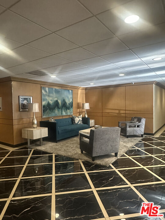 Photo of 100 S Doheny Dr, Los Angeles, CA 90048