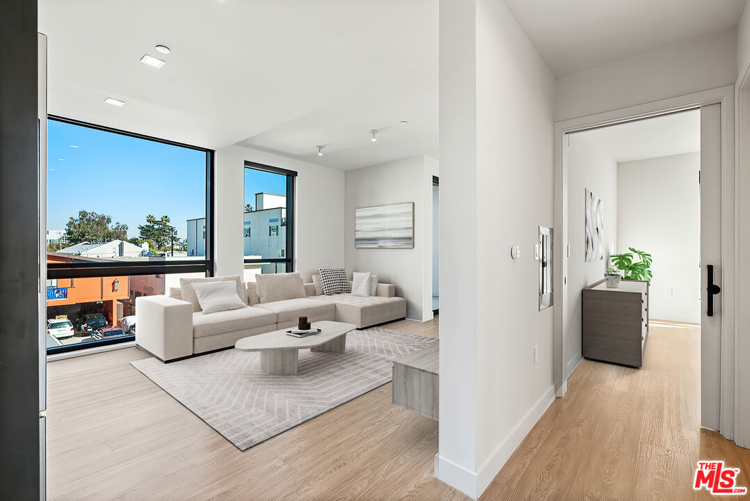 3667 Keystone Ave Unit: 226