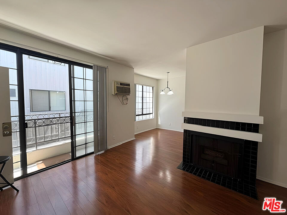 3648 Motor Ave Unit: 102