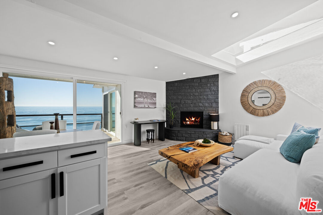 25154 Malibu Rd Unit: 2