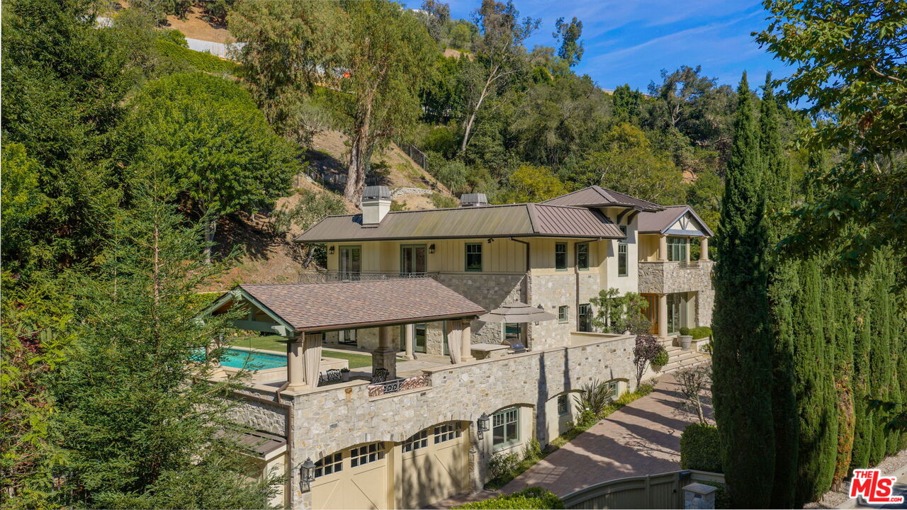 850 Stone Canyon Rd
