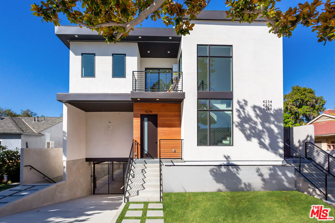4236 Sawtelle Blvd
