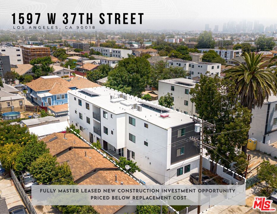 1597 W 37th St