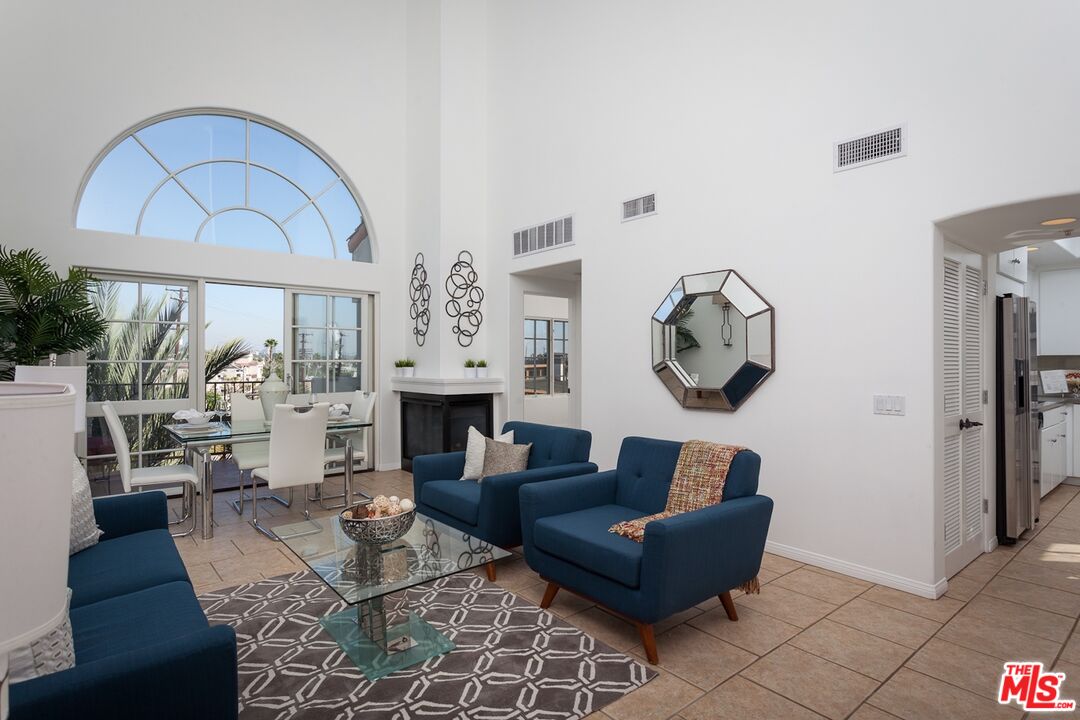 851 N San Vicente Blvd Unit: 308