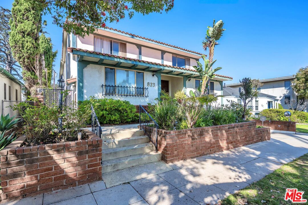 833 21st St Unit: 7