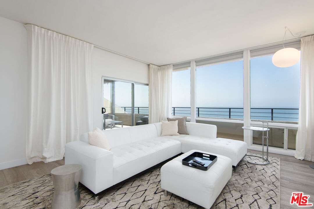 18063 Coastline Dr