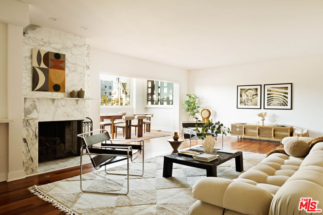 531 N Rossmore Ave Unit: PHA