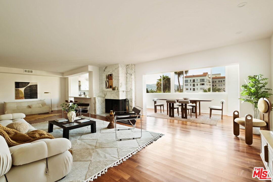 531 N Rossmore Ave Unit: PHA