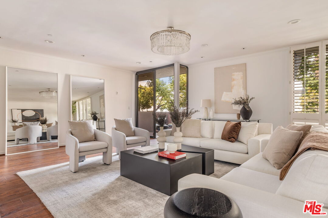 135 S McCarty Dr Unit: 101