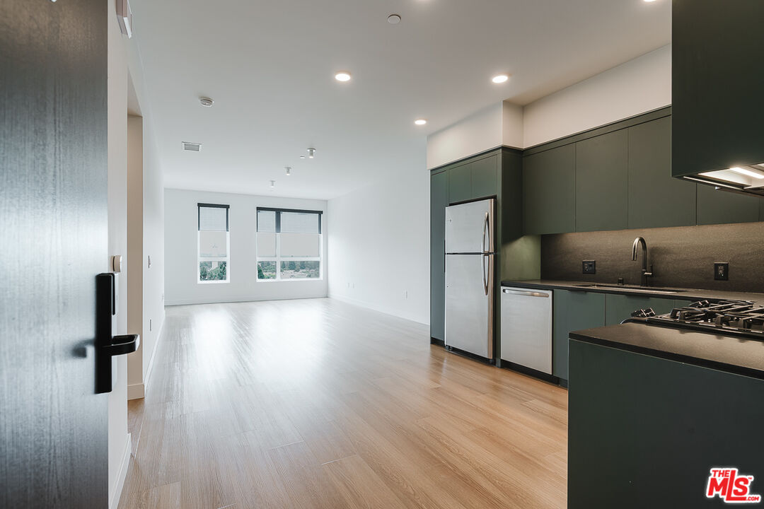 10601 Washington Blvd Unit: 722