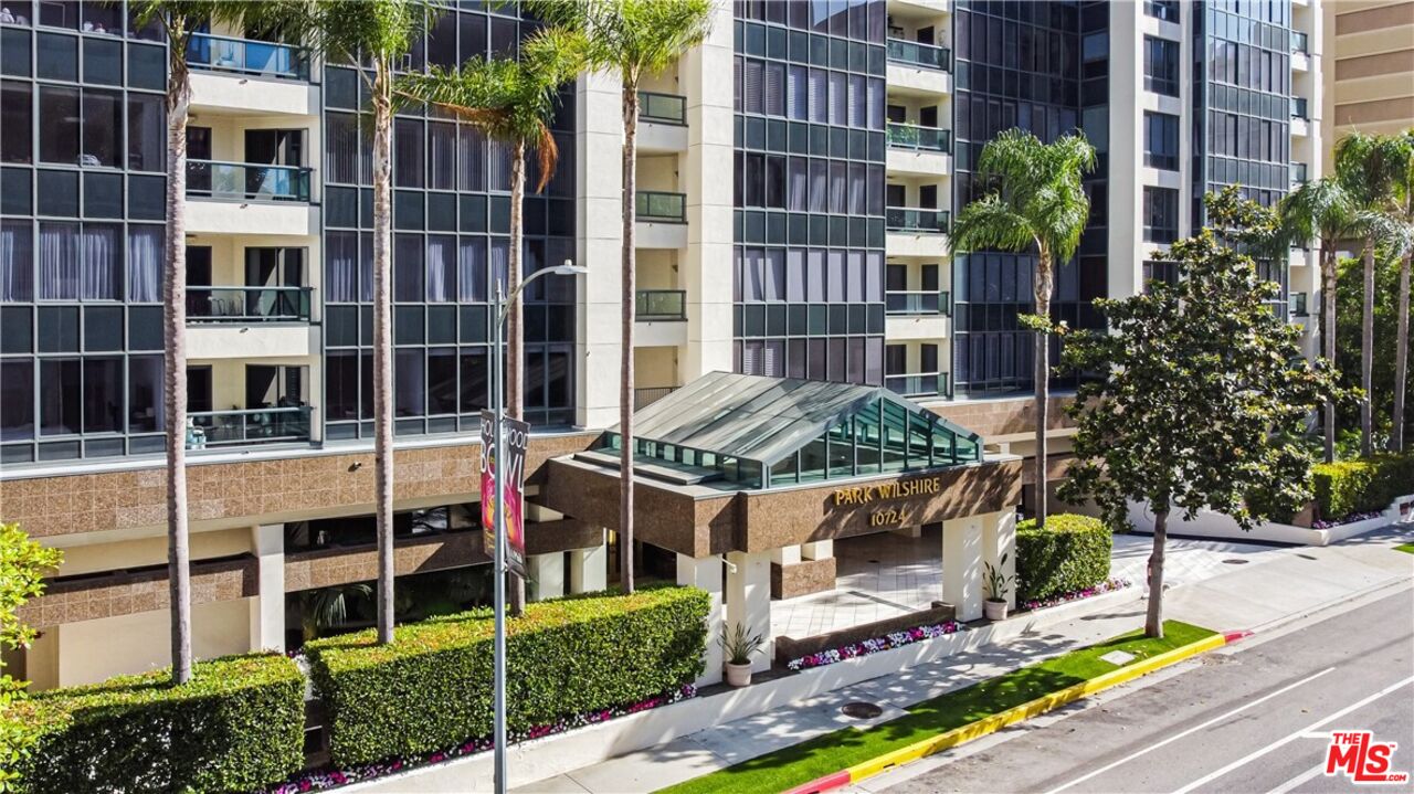 10724 Wilshire Blvd Unit: 1605