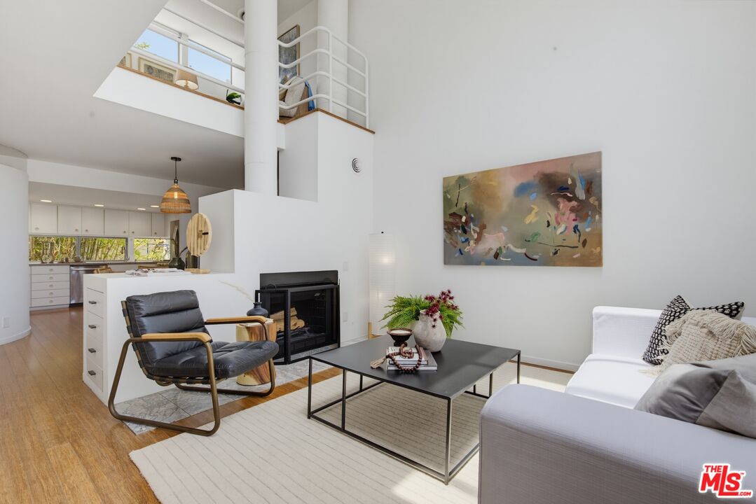 821 Bay St Unit: C6