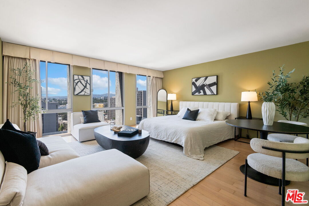Photo of 800 W 1st St, Los Angeles, CA 90012
