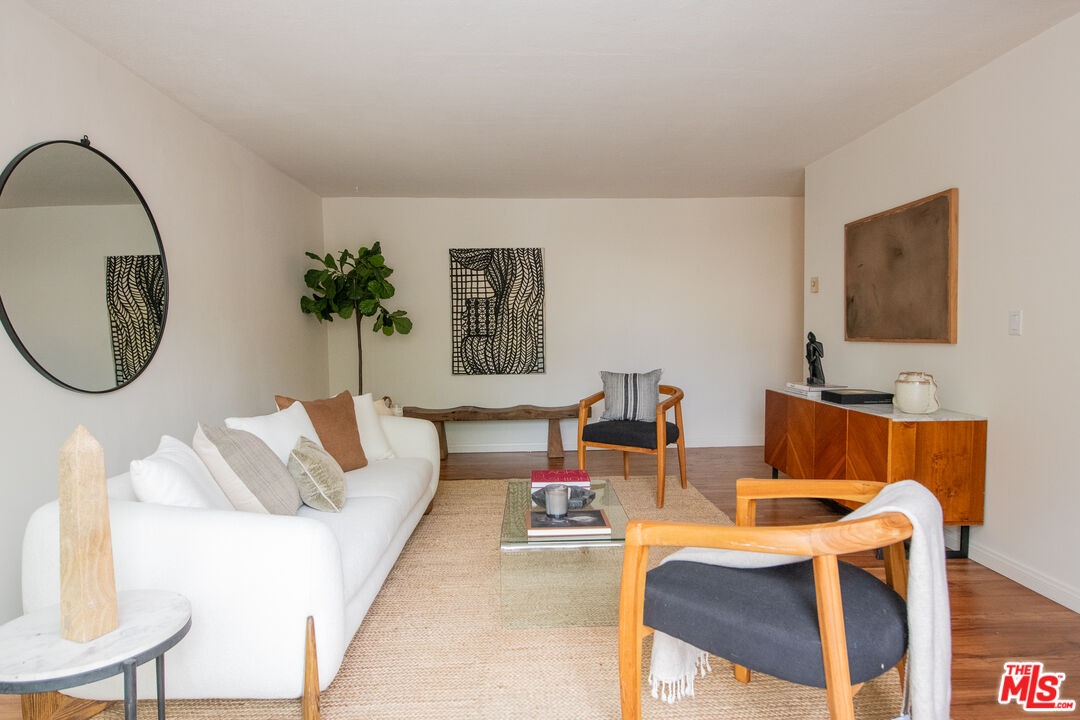 608 Idaho Ave Unit: 6