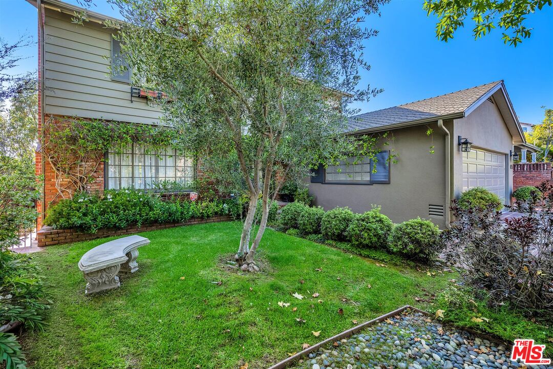 415 N Bonhill Rd