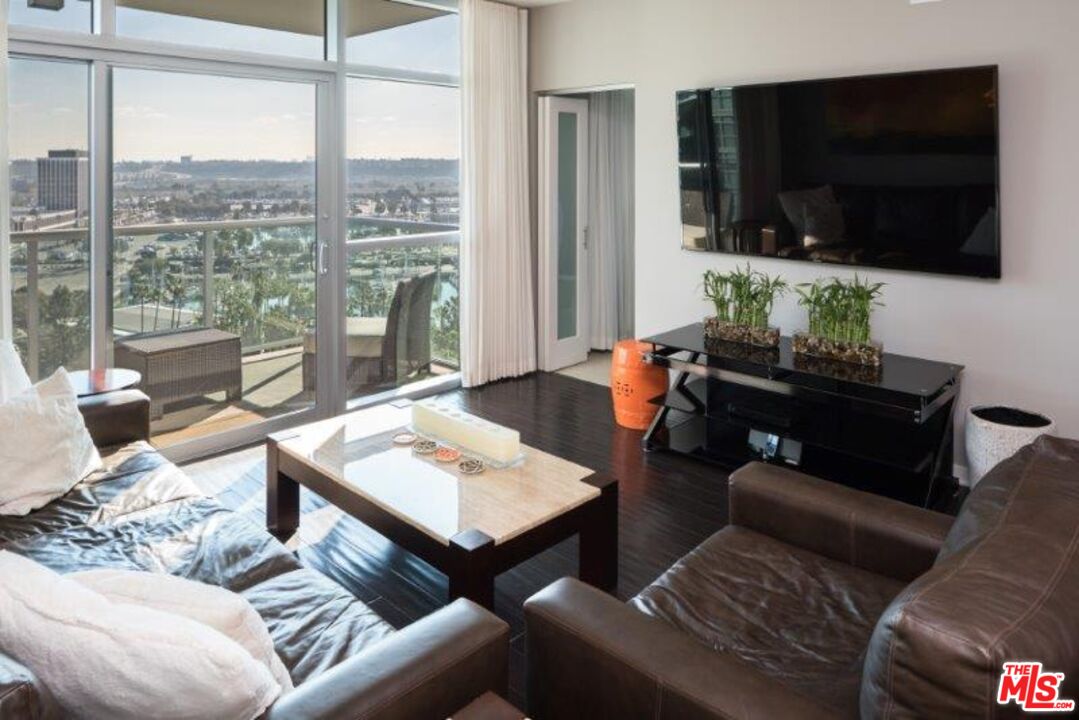 Photo of 13700 MARINA POINTE DR, MARINA DEL REY, CA 90292