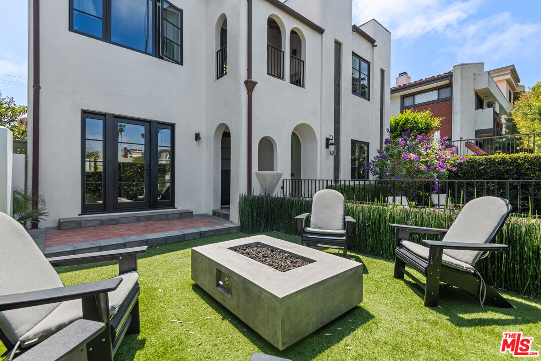 928 Lincoln Blvd Unit: A