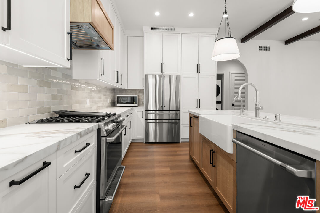930 Lincoln Blvd Unit: A