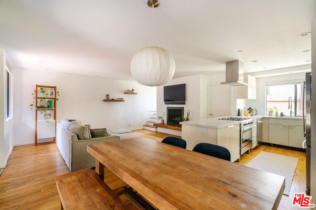 2600 Abbot Kinney Blvd Unit: 6