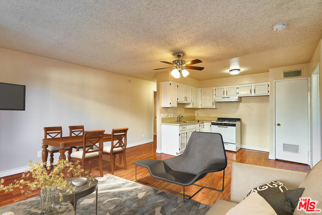 820 S St Andrews Pl Unit: 203