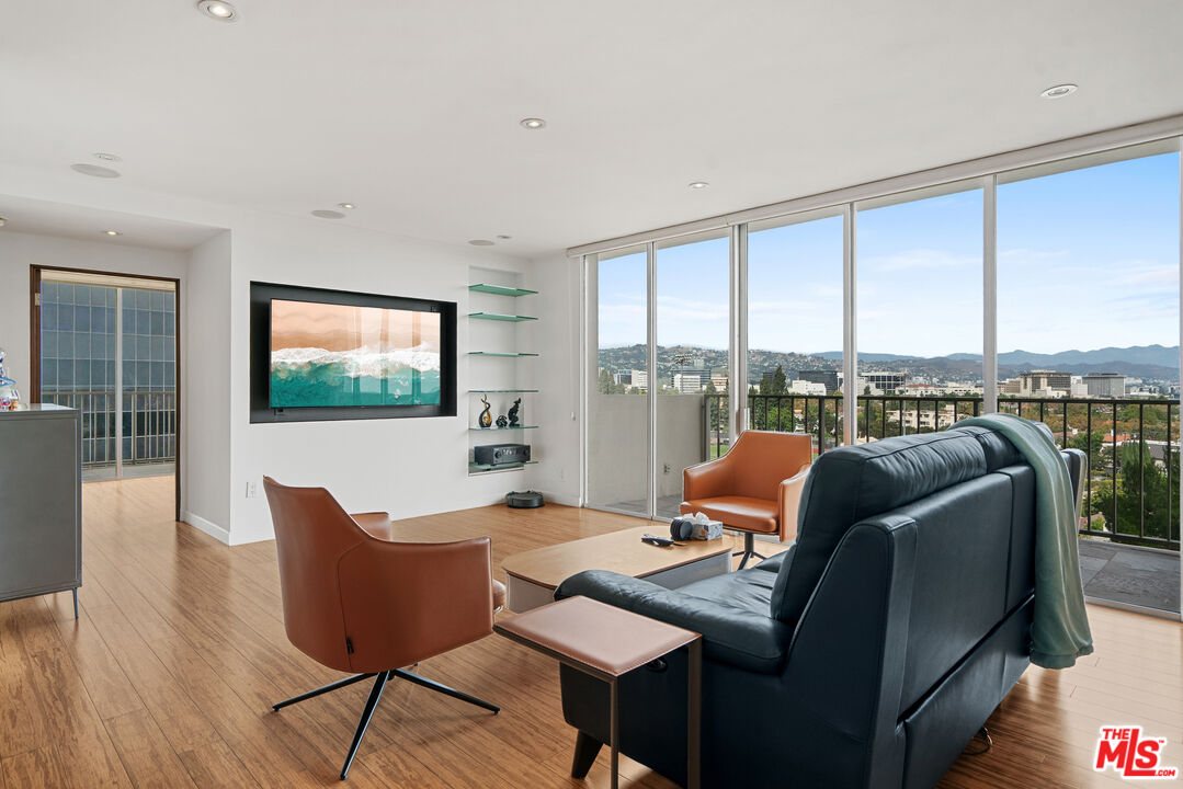 2160 Century Park East Unit: 602