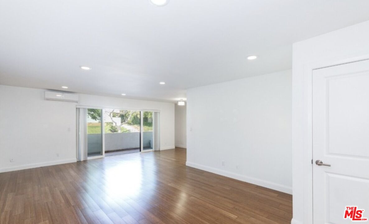 1601 Veteran Ave Unit: 101