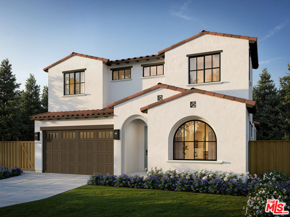 Photo of 10539 Bradbury Rd, Los Angeles, CA 90064