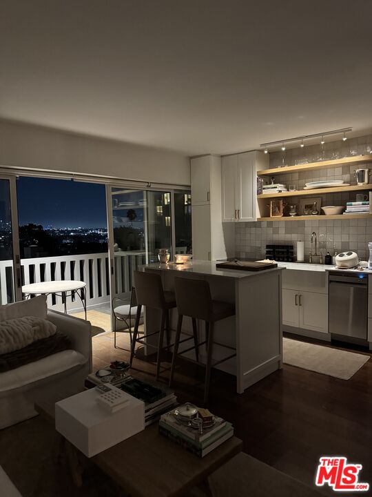 Photo of 999 N Doheny Dr, West Hollywood, CA 90069