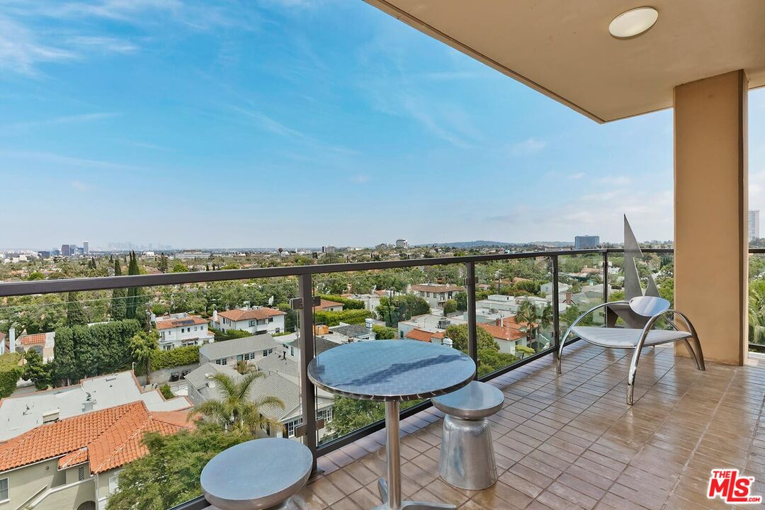 211 S Spalding Dr Unit: 603S