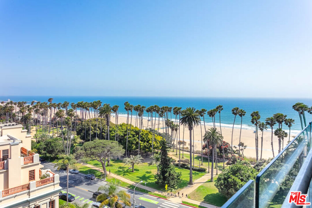 535 Ocean Ave Unit: 11D