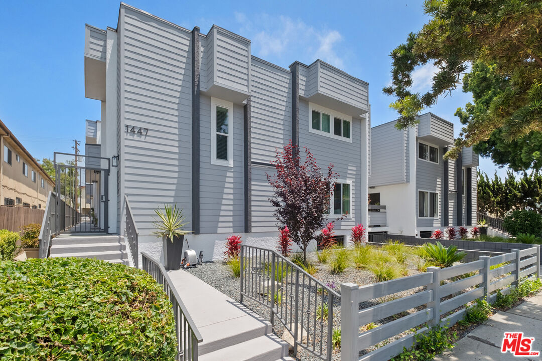 1447 26th St Unit: C