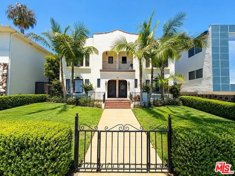 947 5th St Unit: B