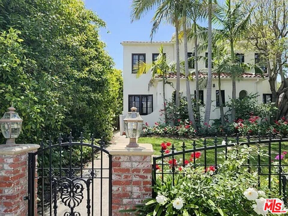 1118 10th St Unit: 6